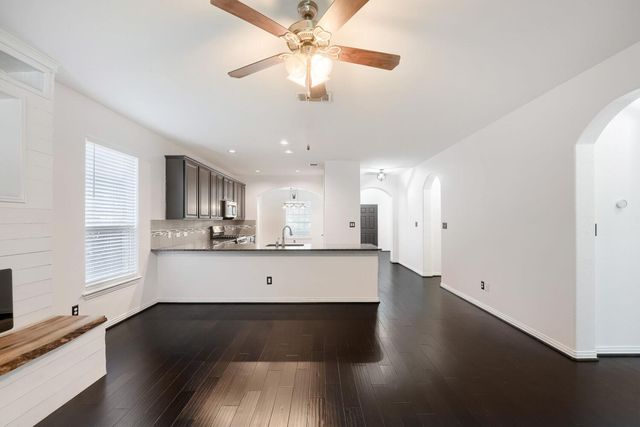 8038 Arezzo DR, Round Rock, TX 78665