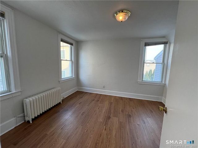 122 Seaside Avenue 2, Stamford, CT 06902