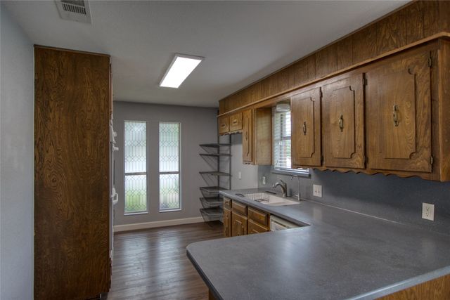 1519 College Parkway, Lewisville, TX 75077