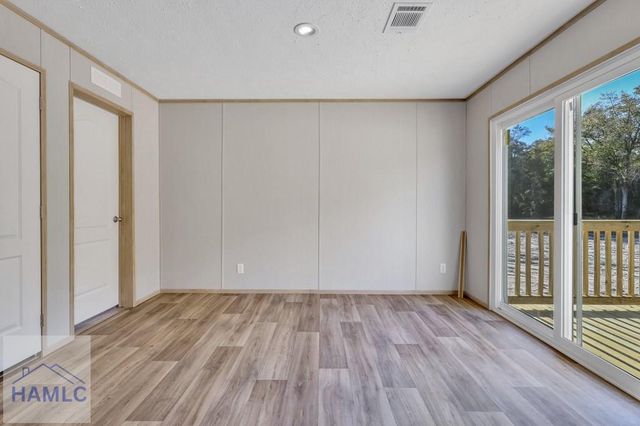 128 Three C Road, Jesup, GA 31545