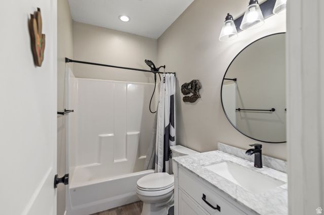 1218 E HIGHLINE RD, Loa, UT 84747