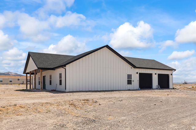 1218 E HIGHLINE RD, Loa, UT 84747