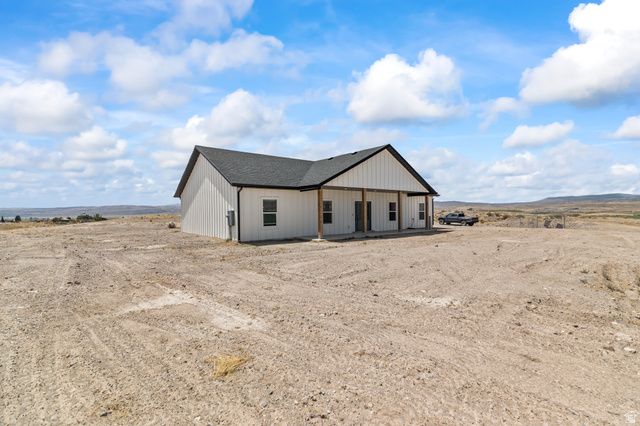 1218 E HIGHLINE RD, Loa, UT 84747