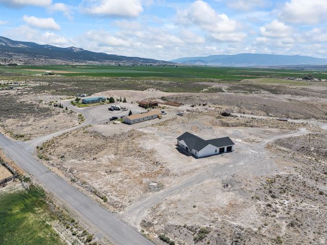 1218 E HIGHLINE RD, Loa, UT 84747