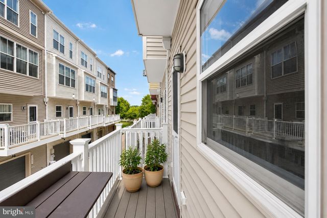 4548 LONGFELLOW ST, Hyattsville, MD 20781