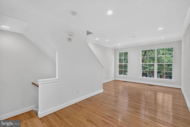 4548 LONGFELLOW ST, Hyattsville, MD 20781