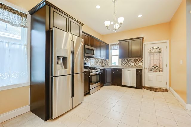 8 Tacoma Street, Lynn, MA 01905