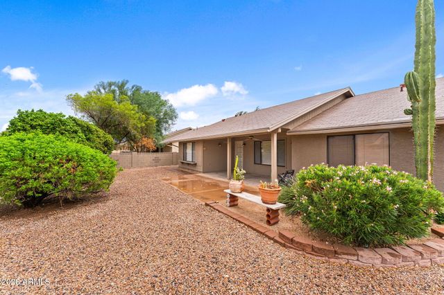 9814 W ROSEMONTE Drive, Peoria, AZ 85382