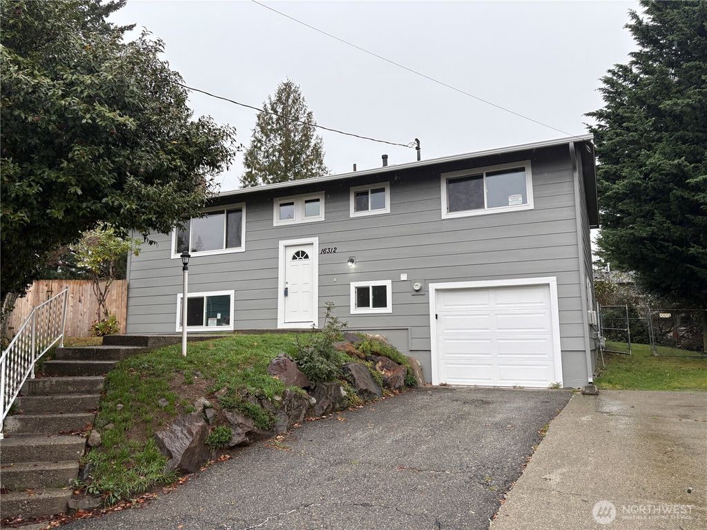 16312 127th Place SE, Renton, WA 98058