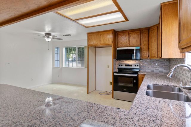 3007 Riverside Dr, Riverbank, CA 95367