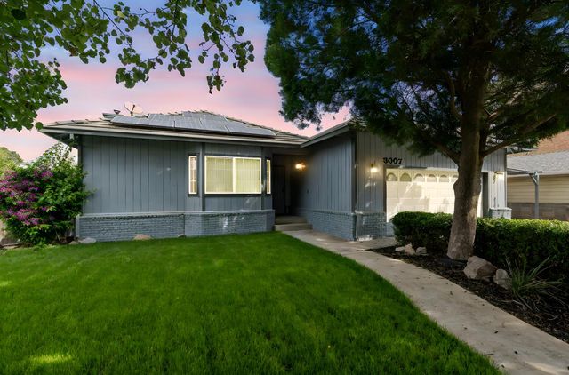3007 Riverside Dr, Riverbank, CA 95367