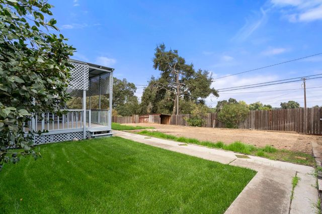 3007 Riverside Dr, Riverbank, CA 95367