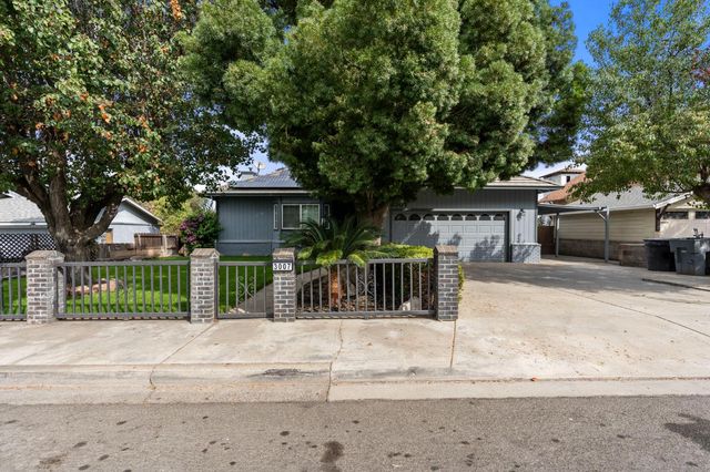 3007 Riverside Dr, Riverbank, CA 95367