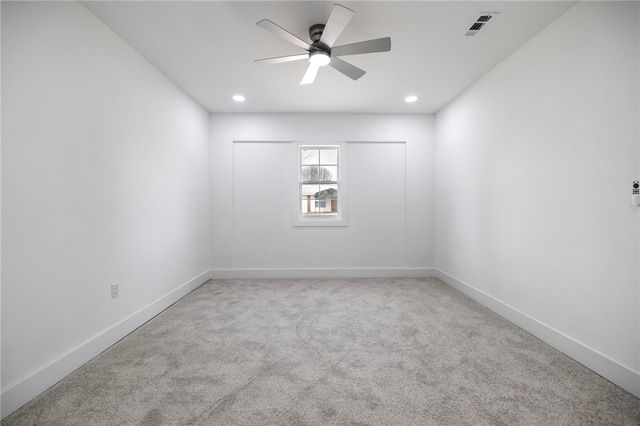 2000 W Wood Street, Rogers, AR 72756