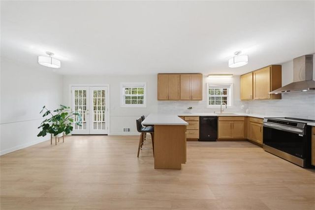 121 White Antelope Street, Waleska, GA 30183