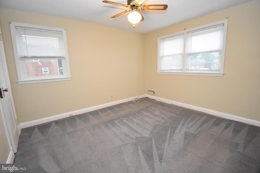 Image 10 of property listing at 1601 LANGFORD RD, Baltimore, MD 21207