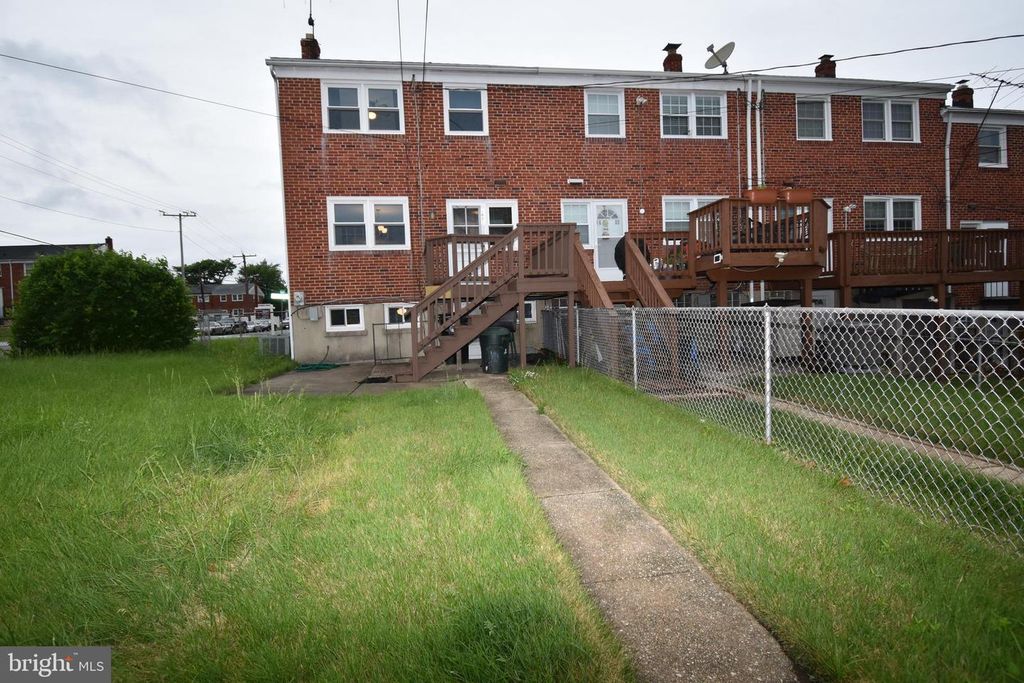 Image 16 of property listing at 1601 LANGFORD RD, Baltimore, MD 21207