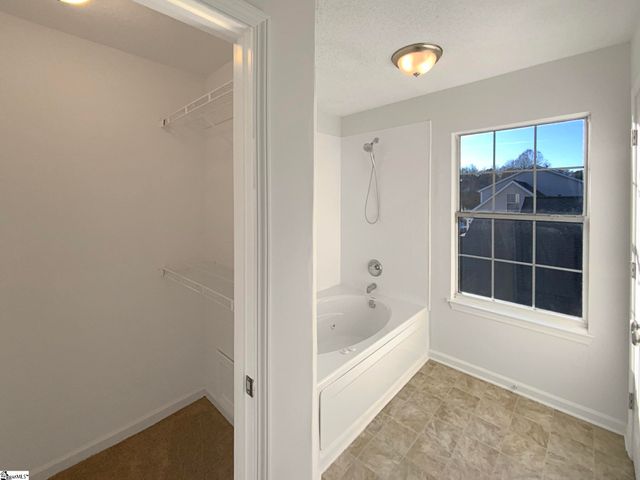 107 Hampton Ridge Drive, Greer, SC 29651