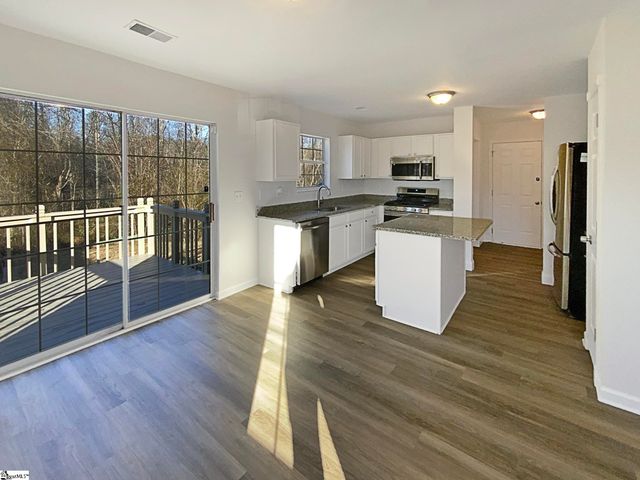 107 Hampton Ridge Drive, Greer, SC 29651