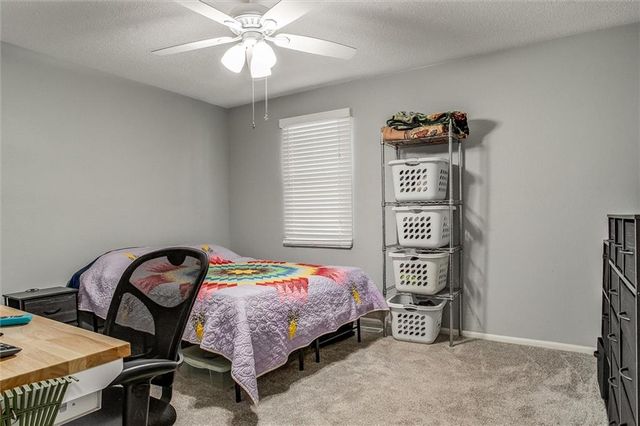 1705 SE High Drive, Oak Grove, MO 64075