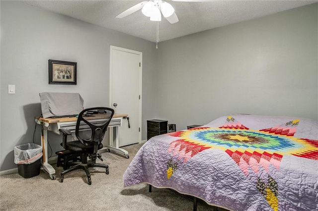 1705 SE High Drive, Oak Grove, MO 64075