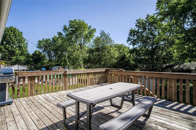 1705 SE High Drive, Oak Grove, MO 64075
