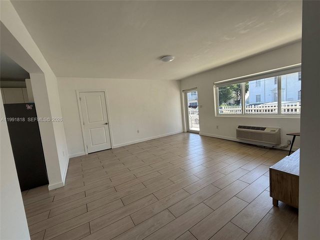 625 77th St 2, Miami Beach, FL 33141