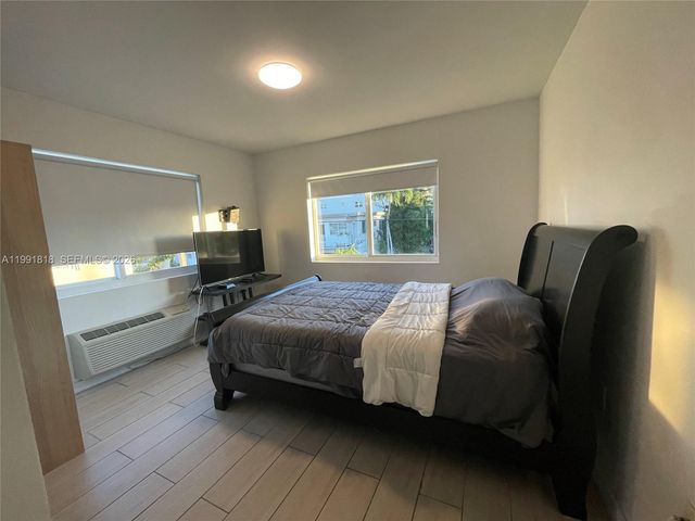 625 77th St 2, Miami Beach, FL 33141