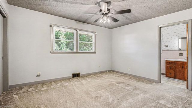 107 Hilltop Road, Thomasville, NC 27360