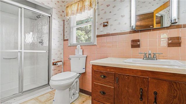107 Hilltop Road, Thomasville, NC 27360