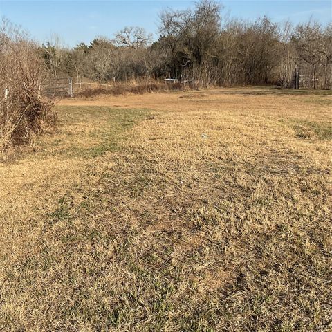 4668 Fm 535, Cedar Creek, TX 78612