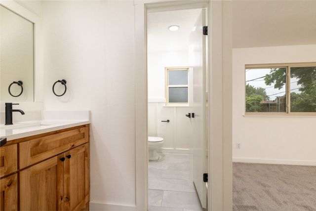 2004 York Drive, Edgecliff Village, TX 76134