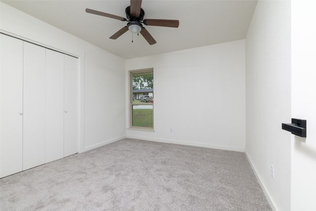 2004 York Drive, Edgecliff Village, TX 76134
