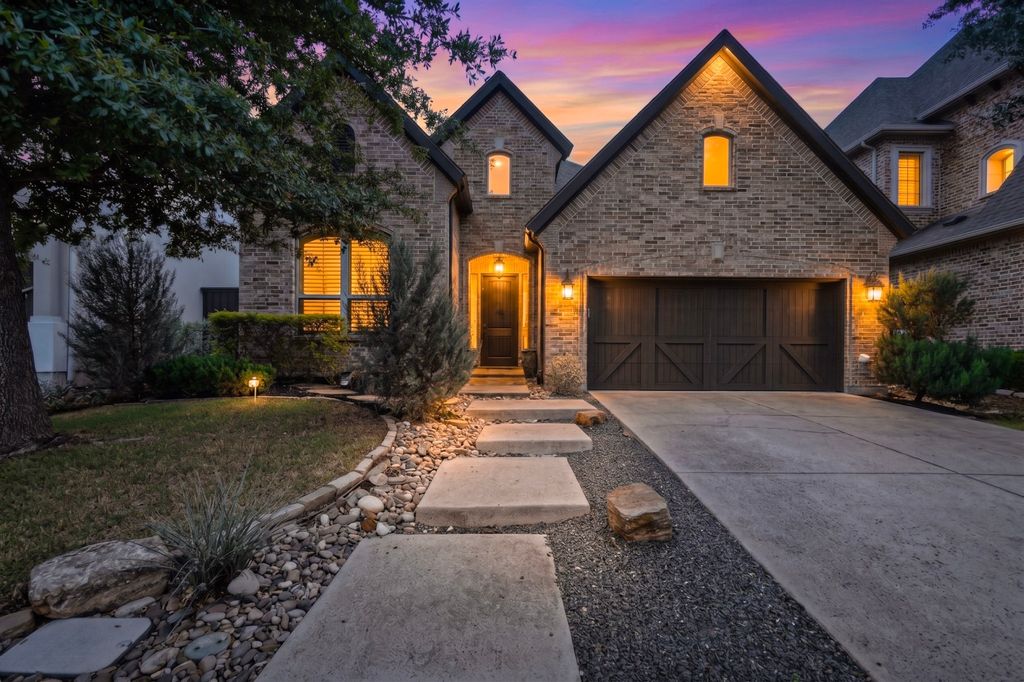 7028 Luxborough Drive, Plano, TX 75024