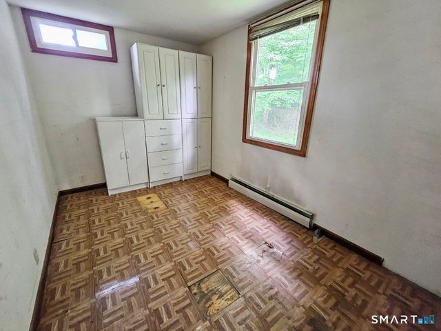 66 Chesterfield Avenue, Wolcott, CT 06716