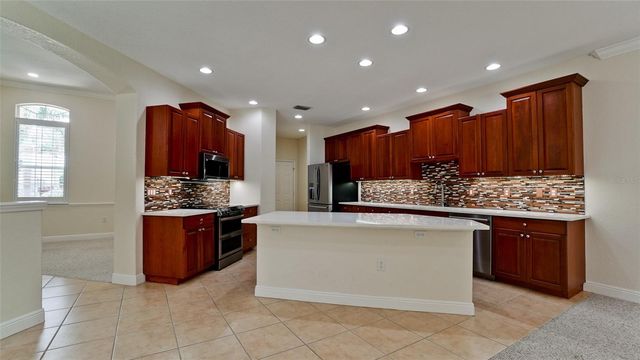 5323 90TH AVENUE CIRCLE E, Parrish, FL 34219