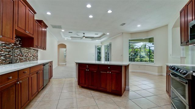 5323 90TH AVENUE CIRCLE E, Parrish, FL 34219