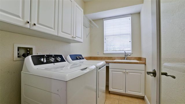 5323 90TH AVENUE CIRCLE E, Parrish, FL 34219