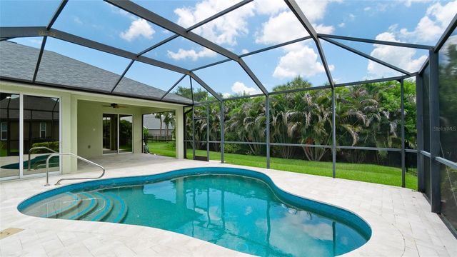 5323 90TH AVENUE CIRCLE E, Parrish, FL 34219
