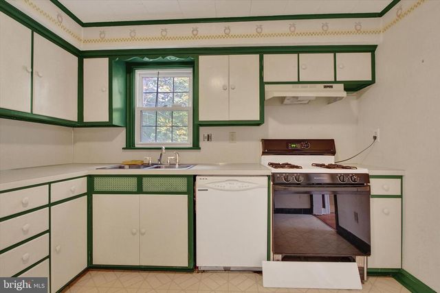 955 NEW HOLLAND AVE, Lancaster, PA 17601