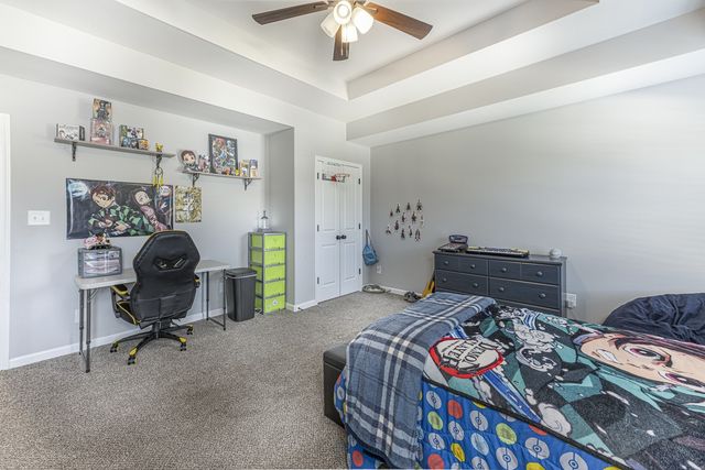 305 Winter Terrace Ln, Clarksville, TN 37040