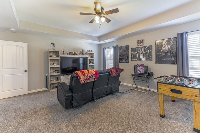 305 Winter Terrace Ln, Clarksville, TN 37040