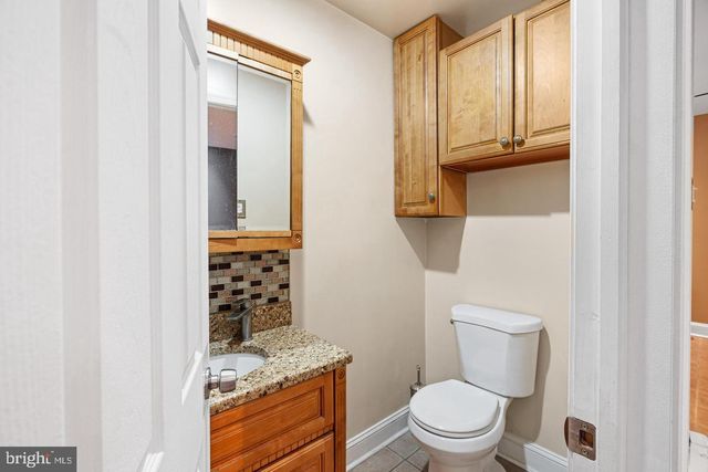 1301 W MOYAMENSING AVE, Philadelphia, PA 19148