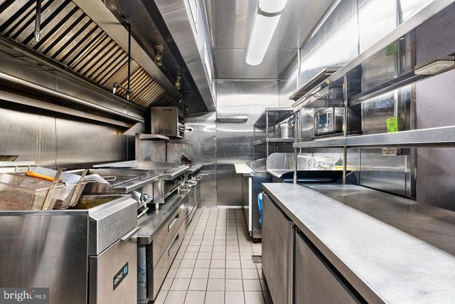 1301 W MOYAMENSING AVE, Philadelphia, PA 19148