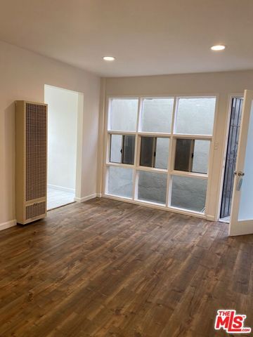 10438 Santa Monica Boulevard 8, Los Angeles, CA 90025