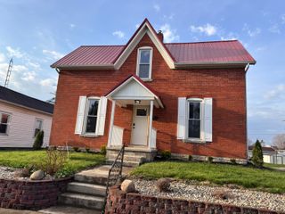 206 E Benton Street 206 E Benton Street, Wapakoneta, OH 45895