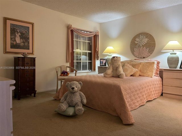 6061 SW 128th Ct, Miami, FL 33183