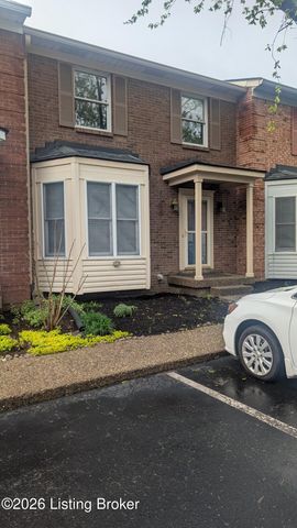 151 Gardiner Lake Rd, Louisville, KY 40205