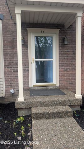 151 Gardiner Lake Rd, Louisville, KY 40205