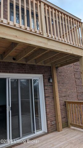 151 Gardiner Lake Rd, Louisville, KY 40205